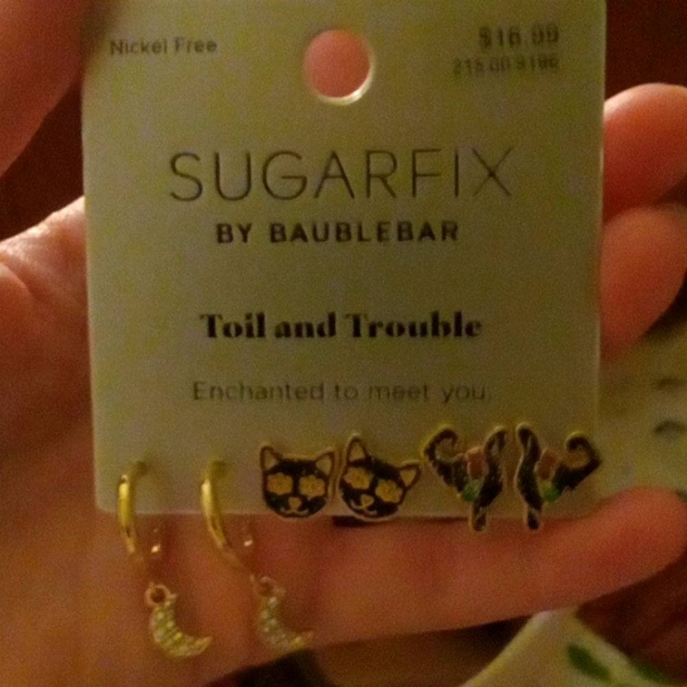 Earings